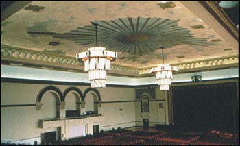 Markus Early Grant Recipient | Chandeliers for the Atlantic City Convention Center